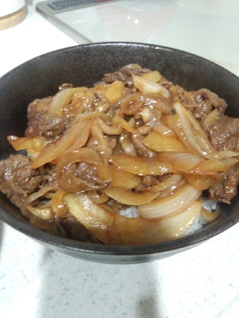 ヨシダソースでとっても簡単牛丼 レシピ・作り方